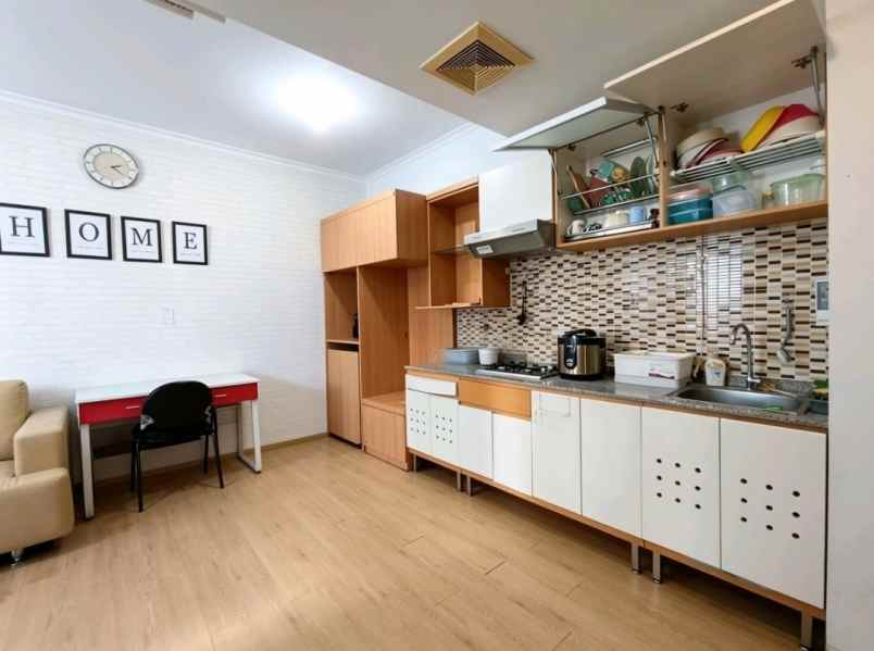 dijual unit furnish elegan apartemen waterplace