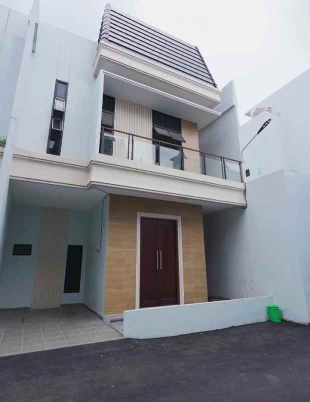 dijual villa jalan kalpataru pondok