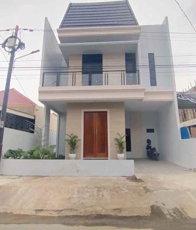 dijual villa jalan kalpataru pondok
