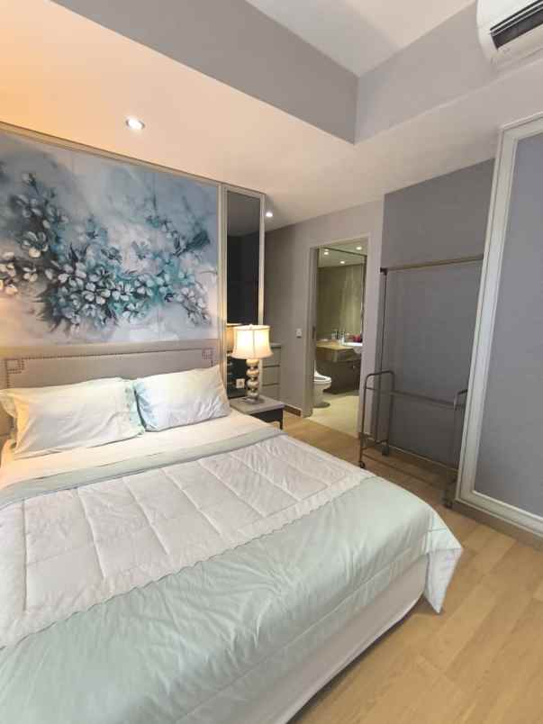 disewakan apartemen the peak residence lt 19