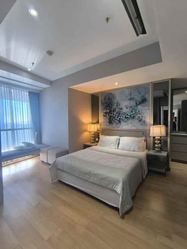 disewakan apartemen the peak residence lt 19