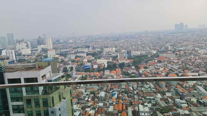 disewakan apartemen tunjungan plaza