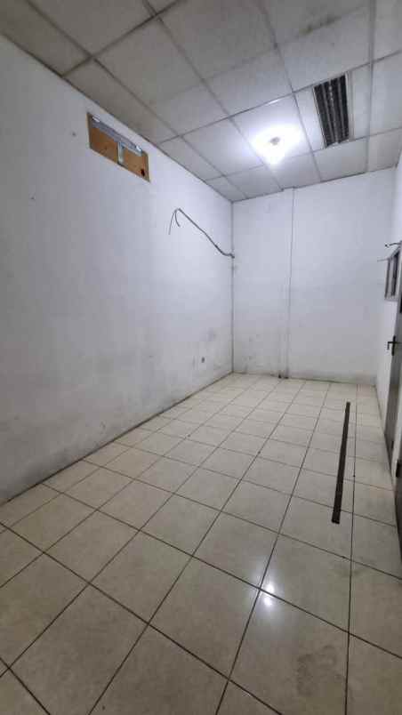 disewakan gudang siap pakai di karawaci tangerang
