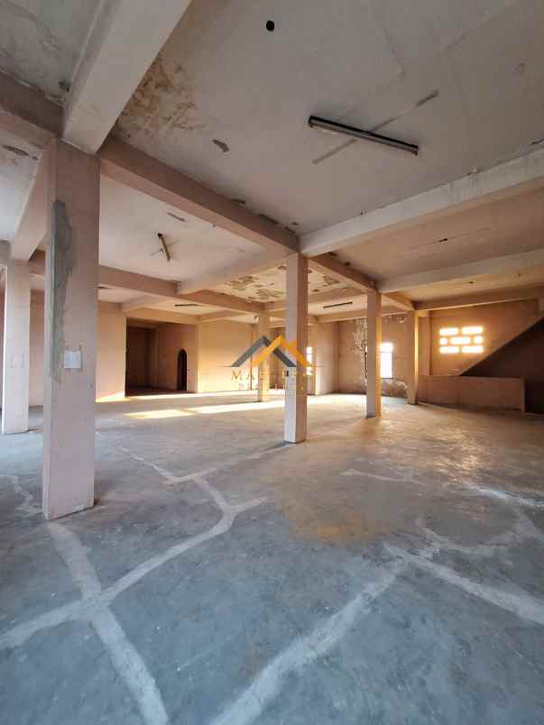disewakan ruko gudang kantor jalan krakatau ujung