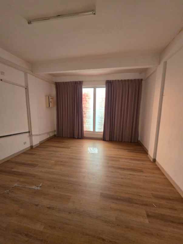 disewakan ruko gudang kantor san antonio pakuwon city