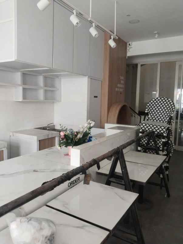 disewakan ruko gudang kantor san antonio pakuwon city