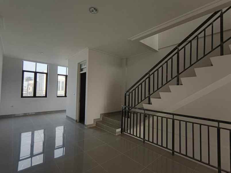 disewakan ruko gudang kantor sedayu city kelapa gading