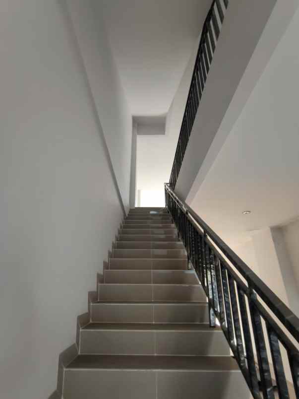 disewakan ruko gudang kantor sedayu city kelapa gading