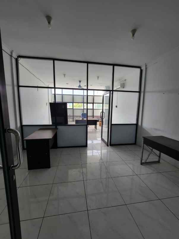 disewakan ruko semut square