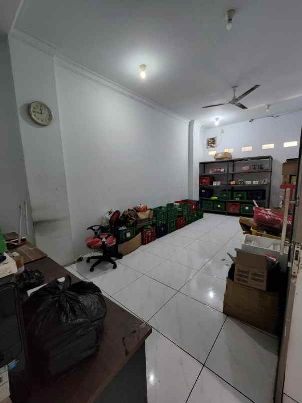 disewakan ruko semut square