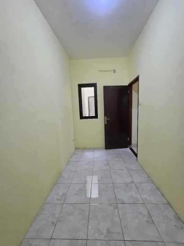 disewakan rumah cirendeu dalam komplek akses 2 mobil