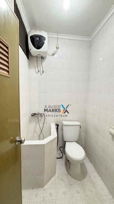 disewakan rumah di dharmahusada mas full furnished