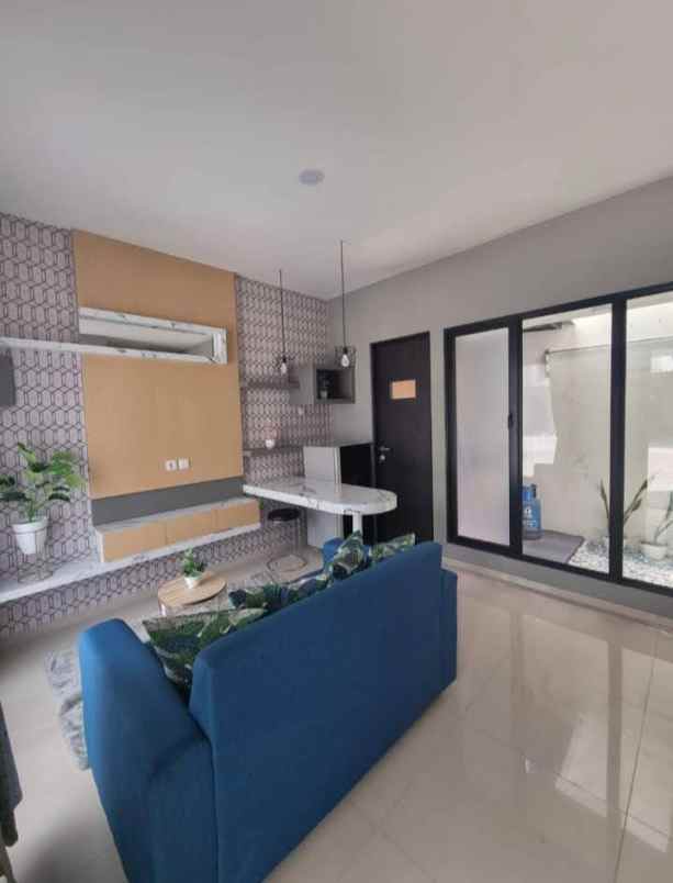 disewakan rumah eastern park sukolilo