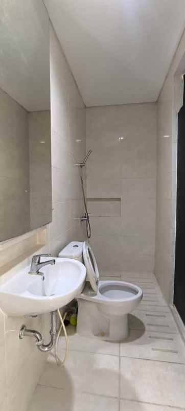 disewakan rumah grand pakuwon tandes