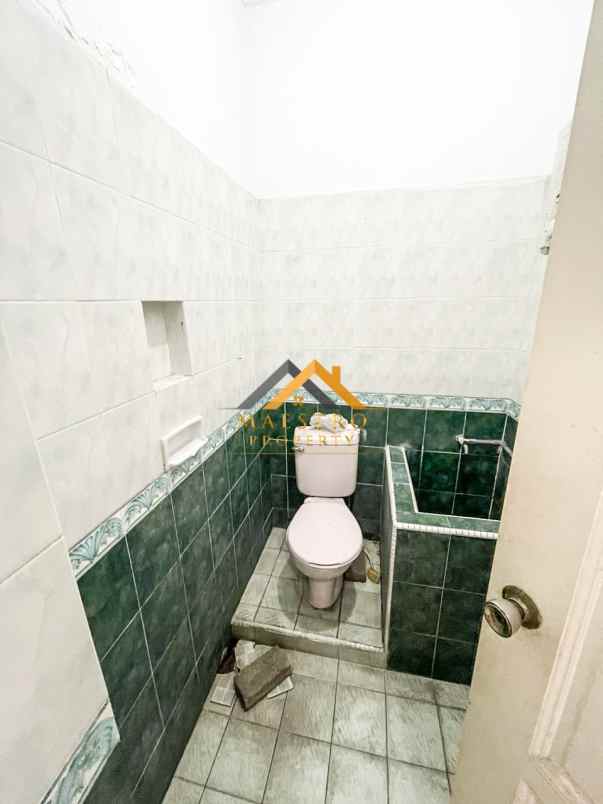 disewakan rumah komplek cemara hijau jalan