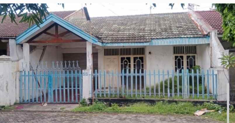 disewakan rumah kutisari indah