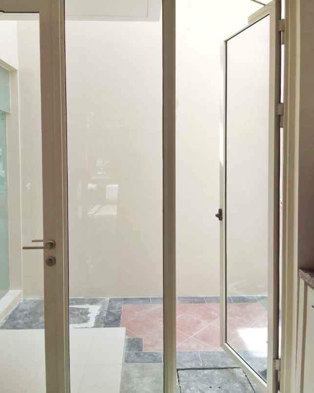 disewakan rumah mulyorejo