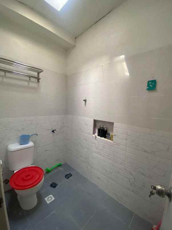 disewakan rumah perumahan pondok permata suci