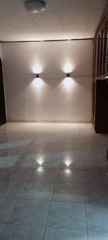 disewakan rumah perumahan tni au waringin