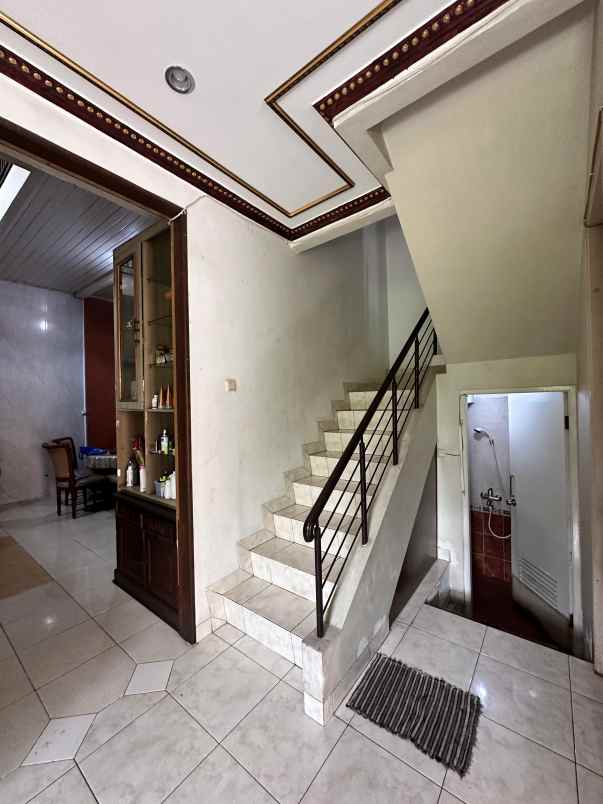 disewakan rumah taman puspa harapan indah