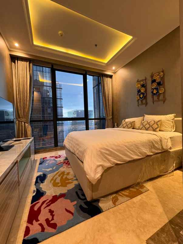 district 8 senopati apartemen 3br mewah full furnished