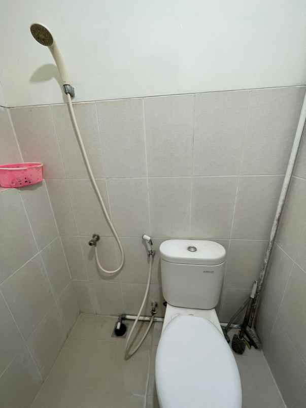 educity stanford full furnish unit 2006