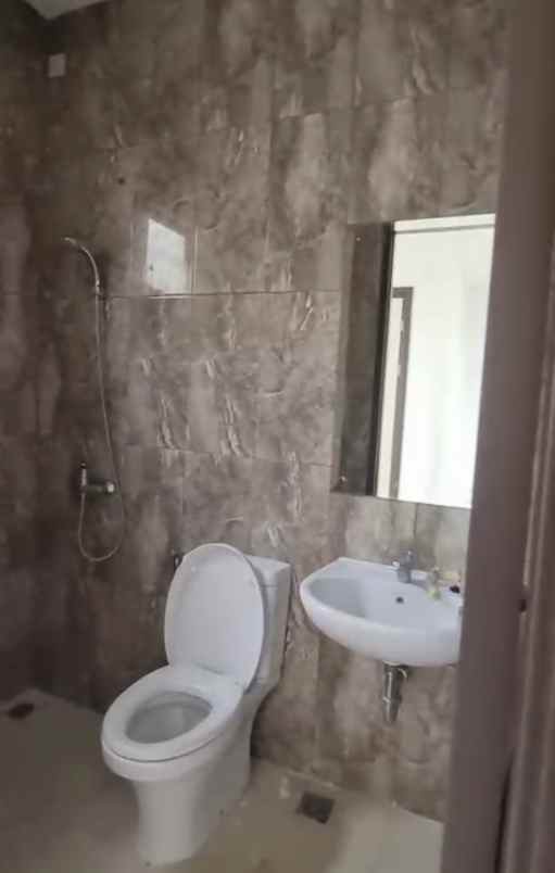 jual rugi rumah lavon 1 swan city tangerang