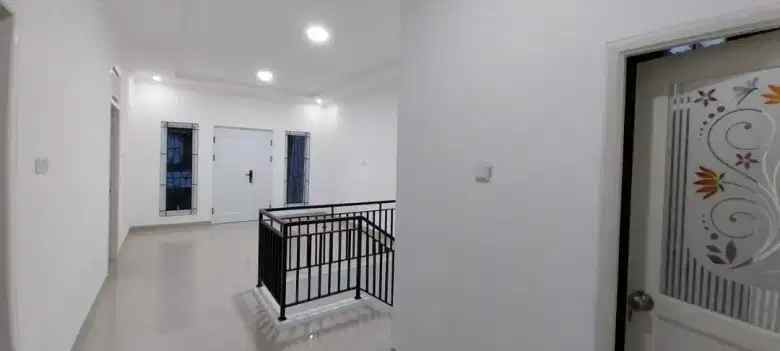 jual rumah cantik 2 lantai siap huni dikawasan rempoa