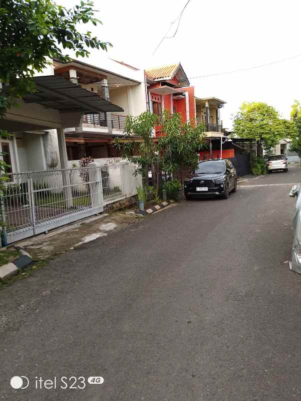 jual rumah dalam komplek di ujung berung bandung