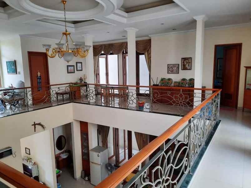 jual rumah mewah duri kepa jak bar