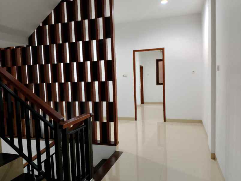 jual rumah pluit permai jak ut