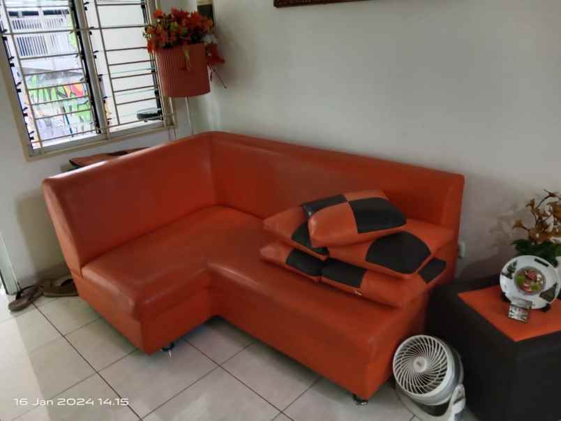 jual rumah siap dihuni di perumahan bukit golf cibubur