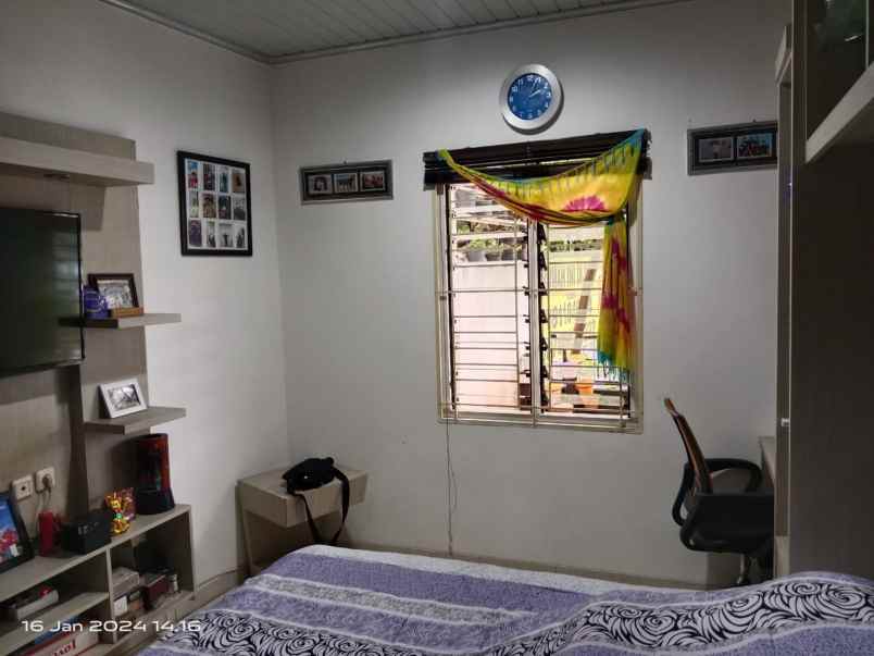 jual rumah siap dihuni di perumahan bukit golf cibubur