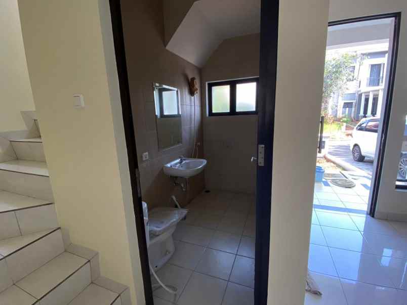 jual rumah siap huni legenda wisata cibubur