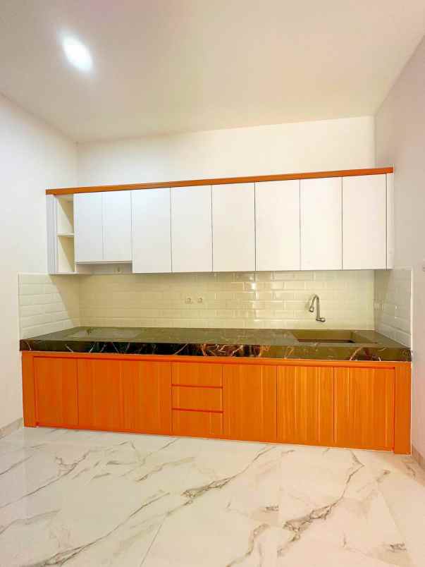 jual rumah townhouse murayya utan kayu matraman