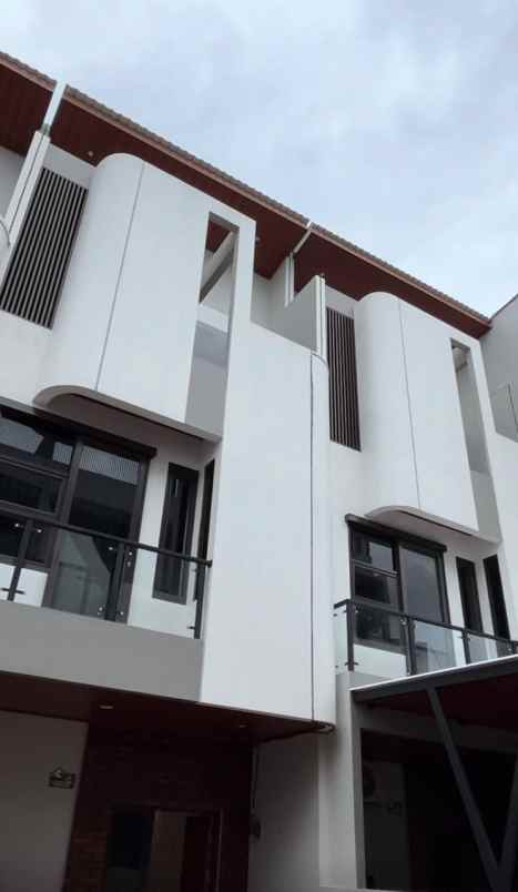 jual rumah townhouse murayya utan kayu matraman