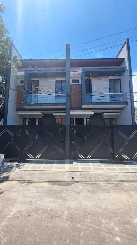 manyar tirtoyoso new minimalis tengah kota