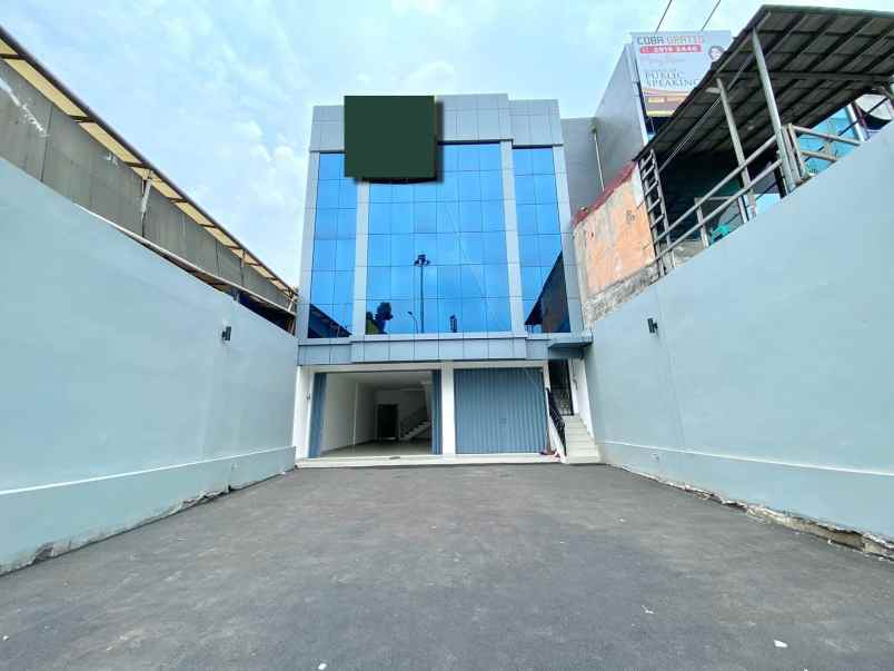 ruko 3 5 bagus di jatiwaringin pondok gede bekasi