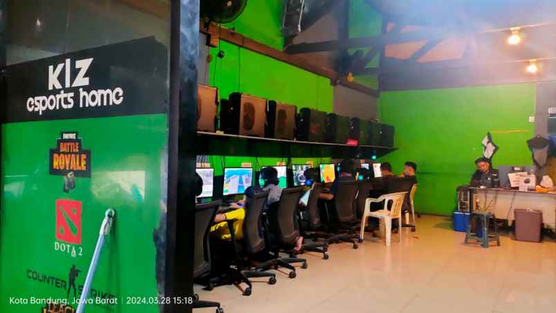 ruko sarijadi mainroad cocok untuk usaha