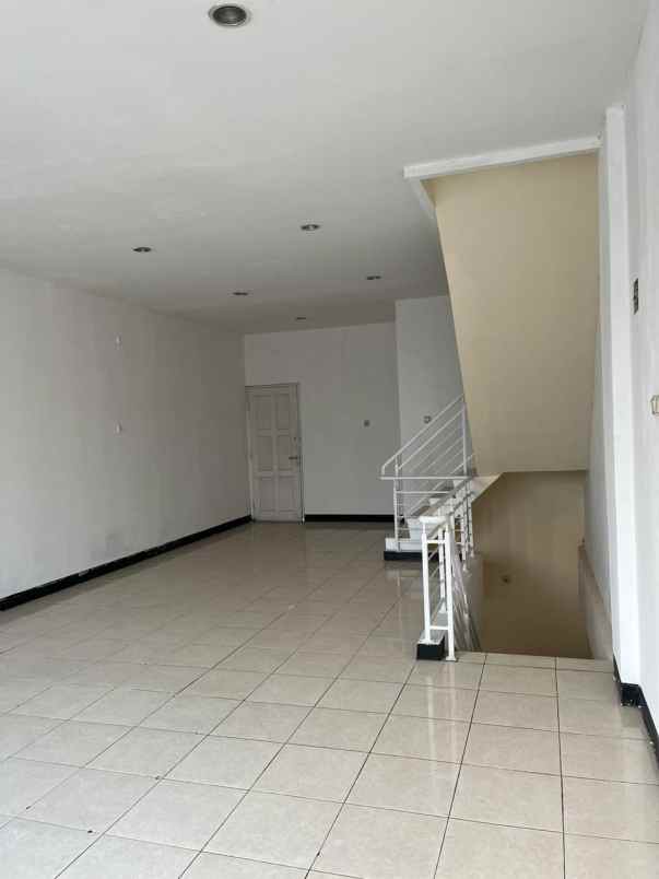 ruko strategis di bulevar hijau harapan indah bekasi