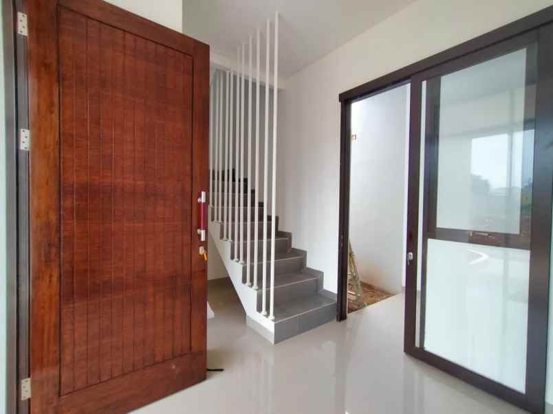 rumah 2 lantai 5 66 jt an di cisalak cimanggis depok