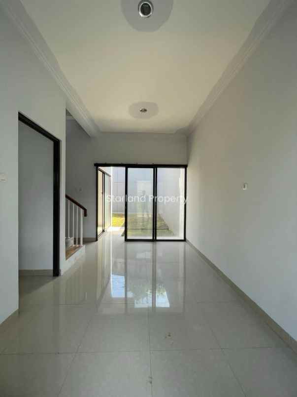 rumah 2 lantai konsep scandinavian di ciputat bintaro