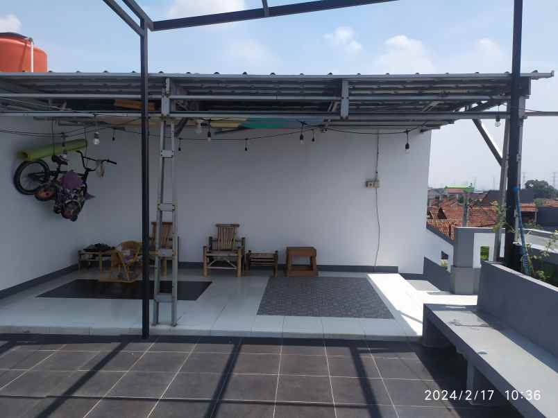 rumah 3 lantai lokasi perumahan grand pkj rancamanyar