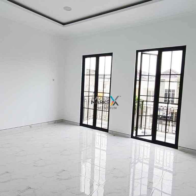 rumah american style gress sutorejo timur unair