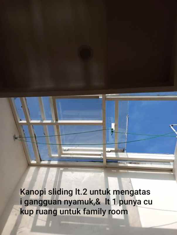 rumah baru 2 lantai di mulyosari semi furnish