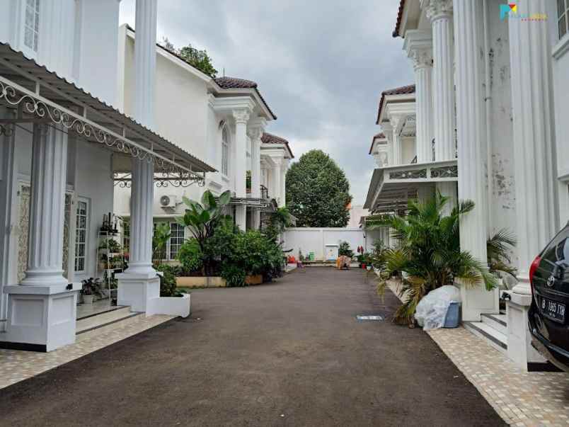 rumah cipayung jakarta timur dki