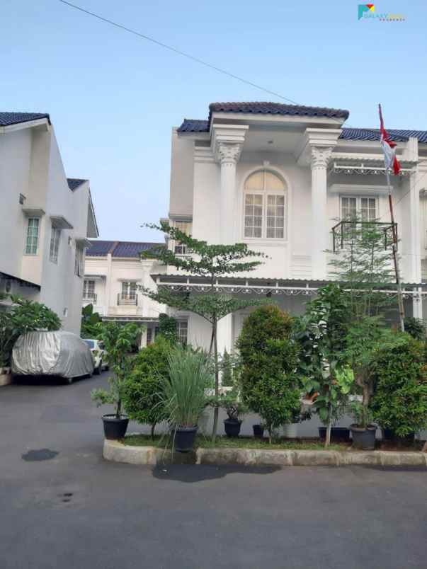 rumah cipayung jakarta timur dki