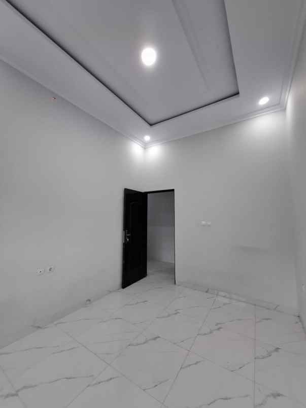 rumah classic modern minimalis di beji kota depok