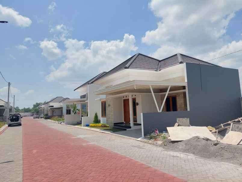 rumah cluster mewah di pusat kota klaten