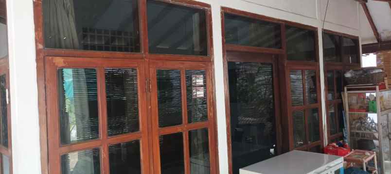 rumah dan kost2an strategis di paseban jak pus